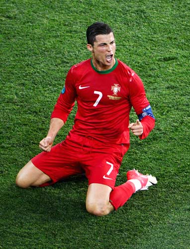 意媒：罗马谨慎应对迪巴拉伤情，计划对阵那不勒斯时让其复出