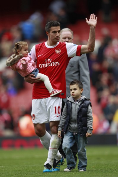 足协举办年度教练研修班，亚欧足球专家进行主题分享（足协举行年度教练研修班，亚欧足球专家作专题分享）