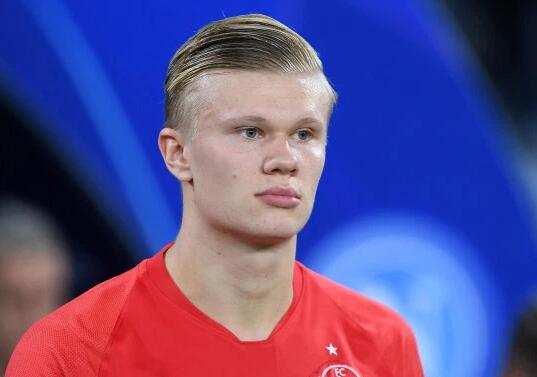 半场战报：霍芬海姆3-0奥格斯堡，布格尔1射1传，巴祖马纳-杜尔破门