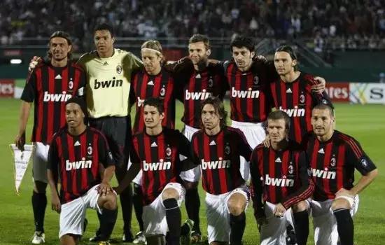 赖因德斯：我不是曼城的新德布劳内，我是很全面的中场球员（赖因德斯：别把我当作曼城新德布劳内，我是一名全能中场）