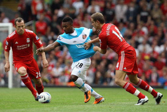 RAC1：亚马尔预计首发出战毕巴，拉菲尼亚替补（RAC1：亚马尔有望首发战毕尔巴鄂，拉菲尼亚将替补待命）