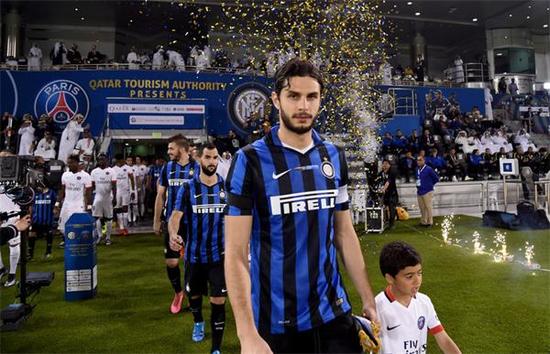 全家福宣，U16国少小将万项加盟塞尔超贝尔格莱德红星俱乐部（晒全家福官宣：U16国少小将万项正式加盟塞尔超豪门贝尔格莱德红星）