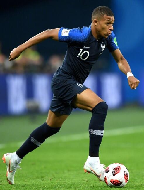 哈登狂砍55分封神！成NBA首位双队史得分王，36岁飙10记三分创多项纪录