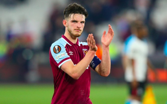 罗马诺：森林和埃弗顿正在竞争道路，球员更想去森林踢欧战