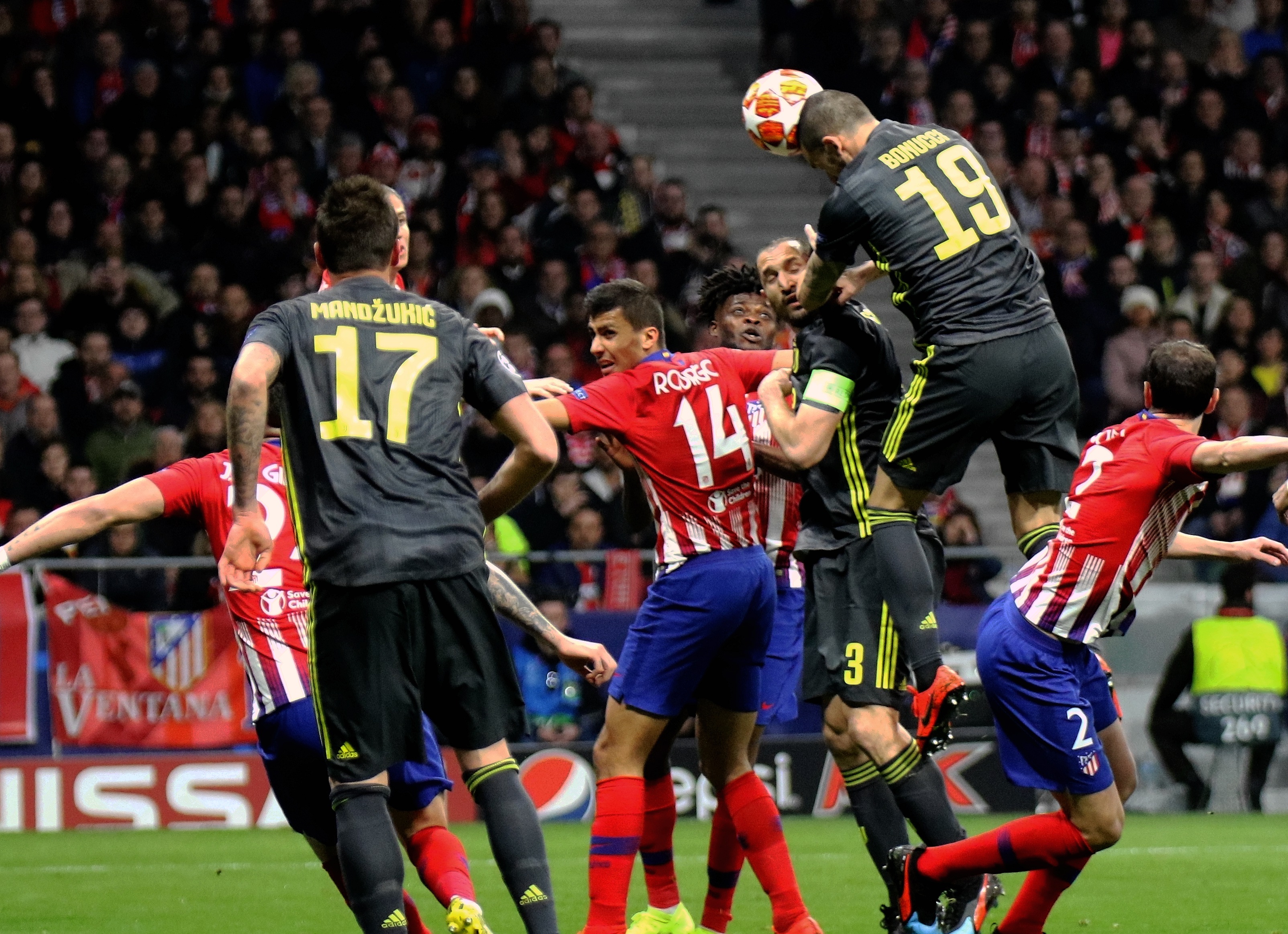 卡恩：阿森纳第一个进球是犯规；拜仁的经历于我已是过往