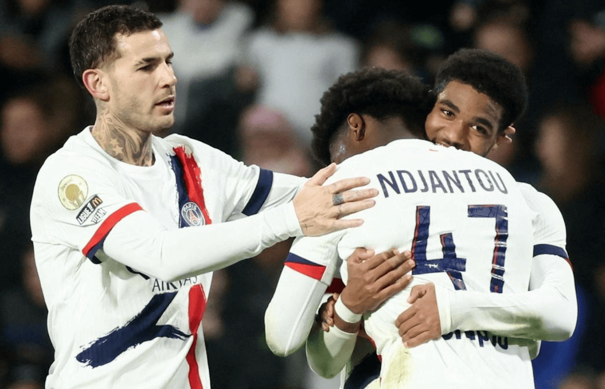 Shams：若雄鹿继续下滑 字母哥与球队间的交易讨论将会升级